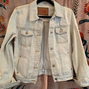 VINTAGE - EARLY 2000's GUESS DENIM JACKET